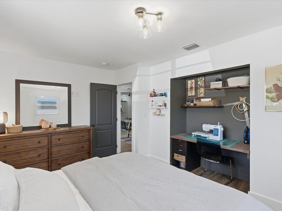 37-Bedroom