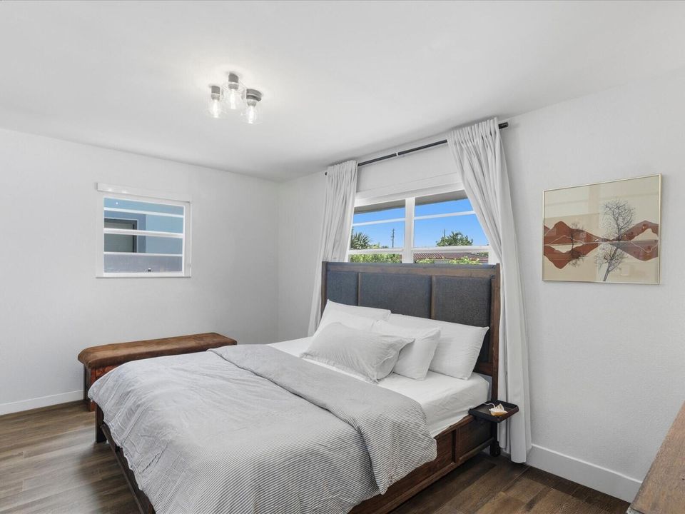 35-Bedroom