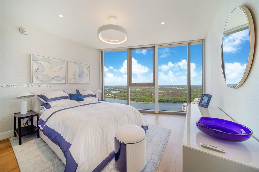 For Sale: $6,250,000 (3 beds, 4 baths, 3080 Square Feet)