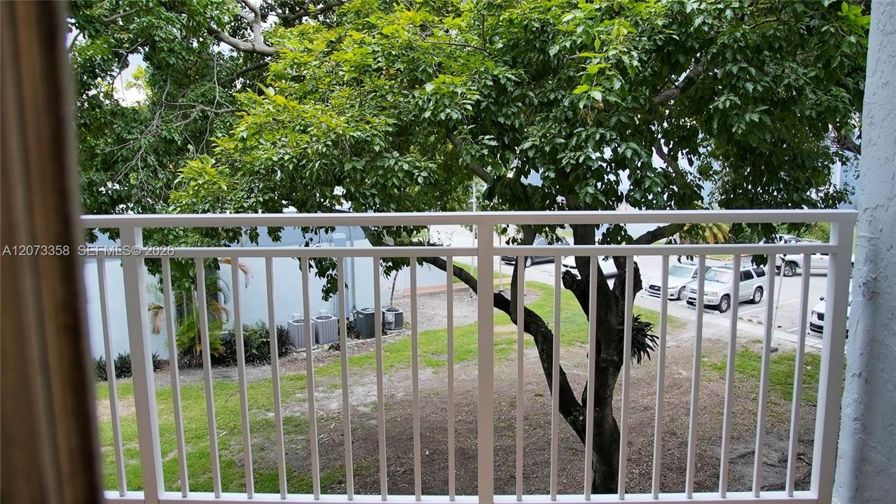 For Rent: $2,500 (2 beds, 2 baths, 1502 Square Feet)