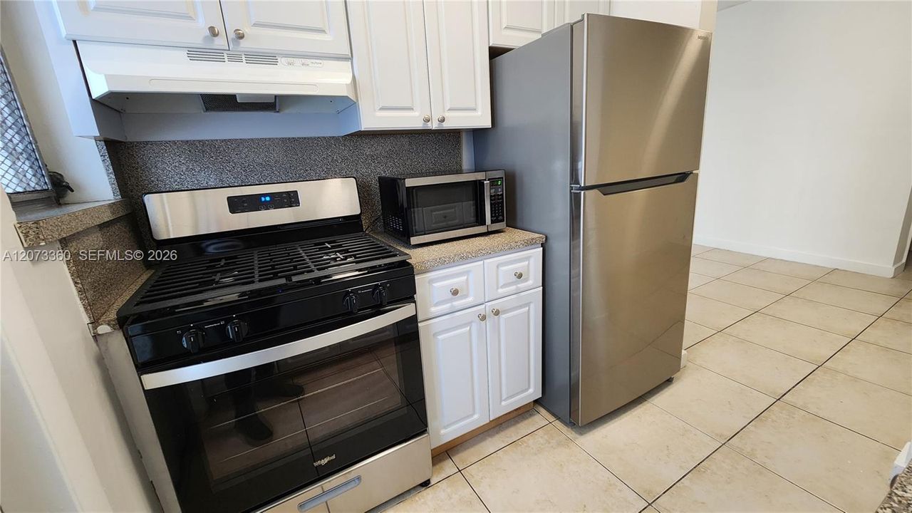 En Venta: $176,000 (1 camas, 1 baños, 700 Pies cuadrados)