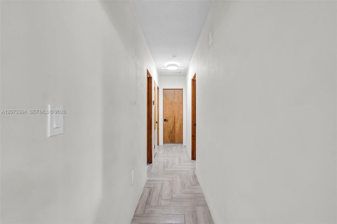For Sale: $1,050,000 (4 beds, 3 baths, 1394 Square Feet)