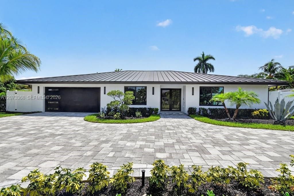 En Venta: $1,747,800 (3 camas, 3 baños, 2099 Pies cuadrados)