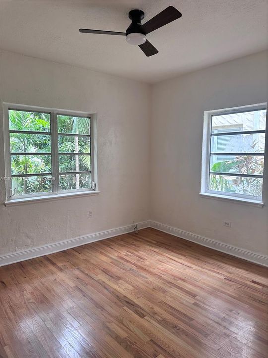 For Rent: $2,000 (1 beds, 1 baths, 593 Square Feet)