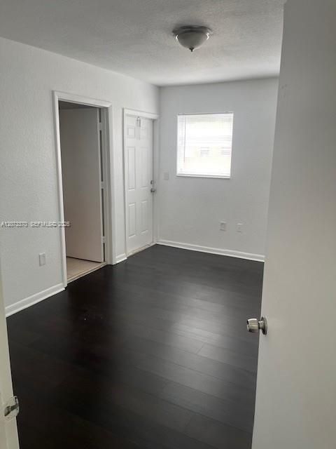 En Renta: $2,750 (3 camas, 2 baños, 1263 Pies cuadrados)