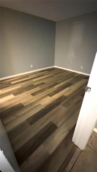 For Rent: $2,000 (2 beds, 2 baths, 820 Square Feet)