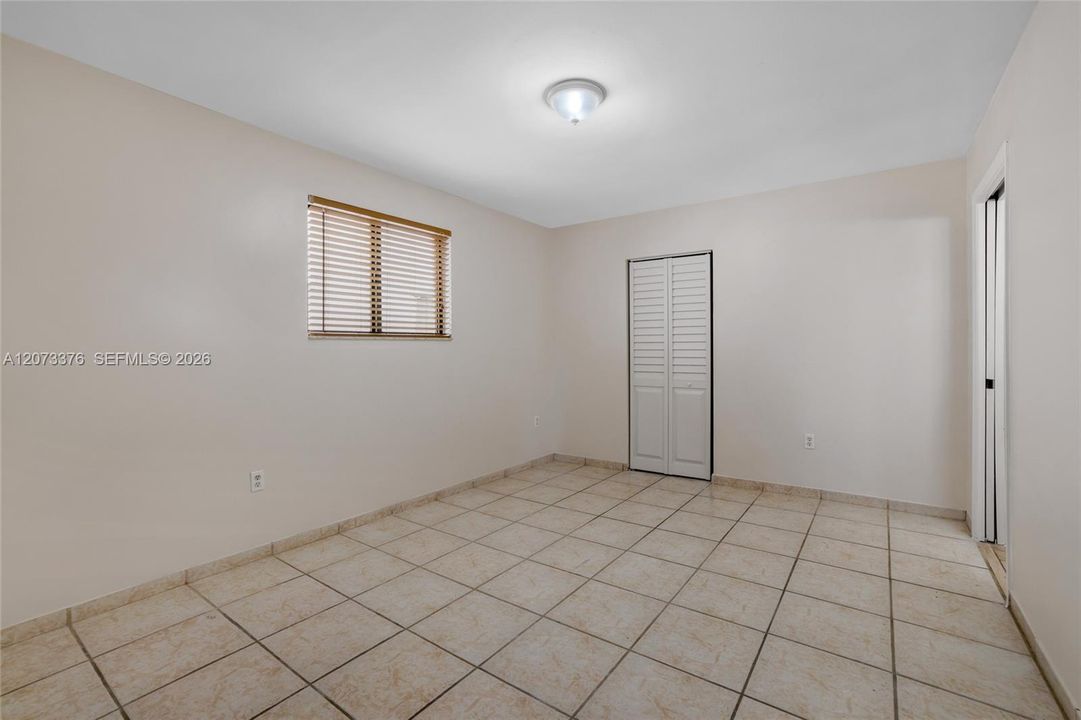For Rent: $3,300 (3 beds, 2 baths, 1367 Square Feet)