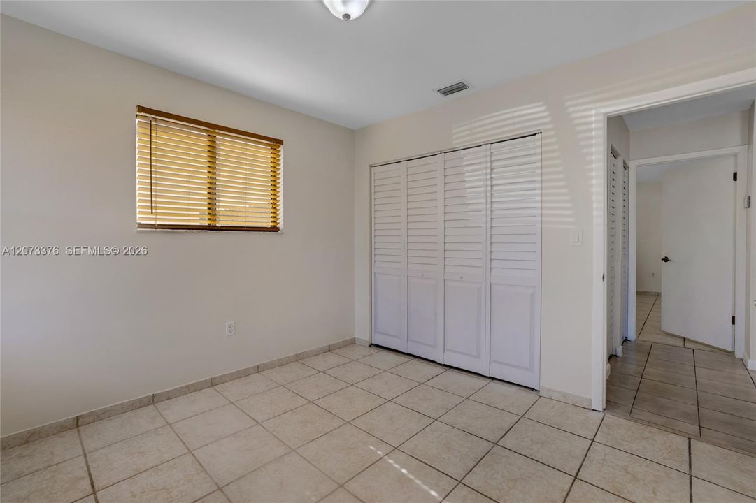 For Rent: $3,300 (3 beds, 2 baths, 1367 Square Feet)