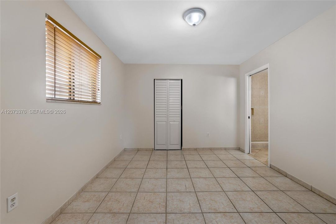 For Rent: $3,300 (3 beds, 2 baths, 1367 Square Feet)