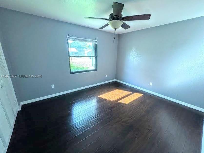 For Rent: $1,800 (3 beds, 2 baths, 1192 Square Feet)