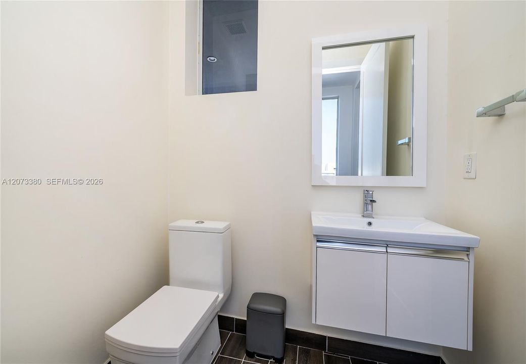 For Sale: $845,000 (4 beds, 3 baths, 1862 Square Feet)