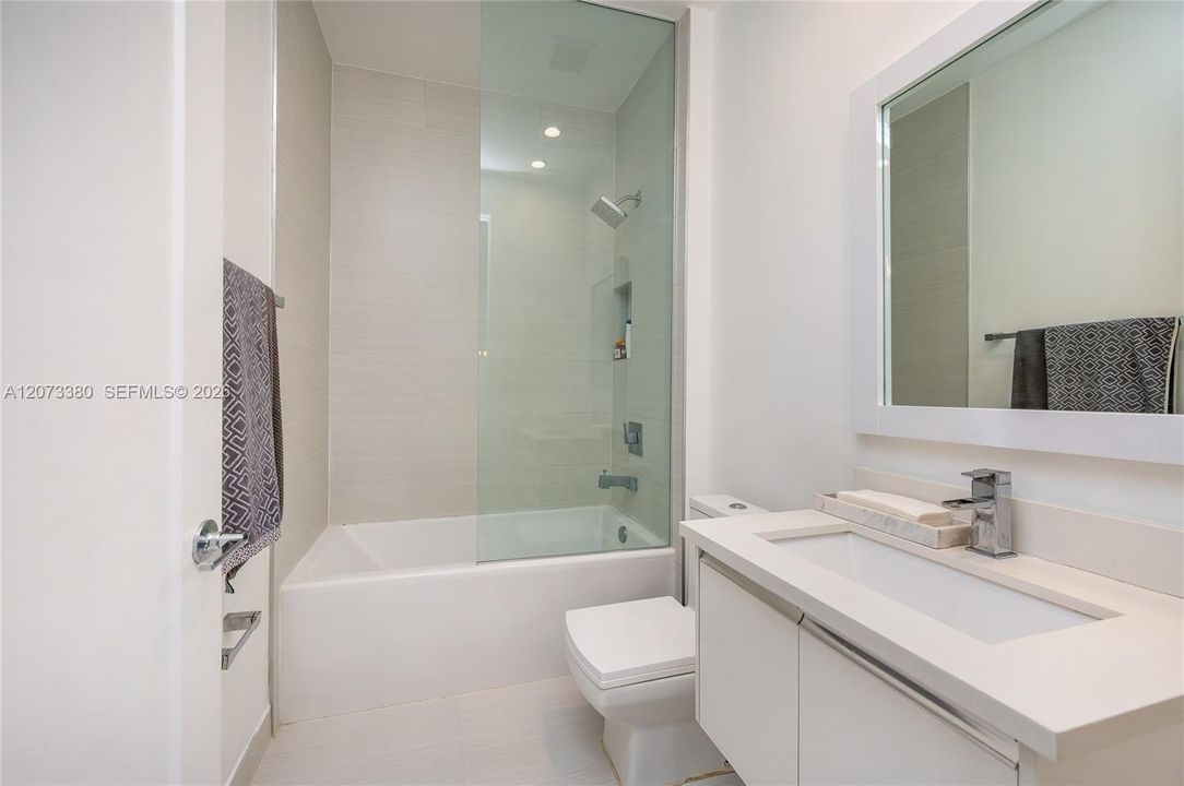 For Sale: $845,000 (4 beds, 3 baths, 1862 Square Feet)