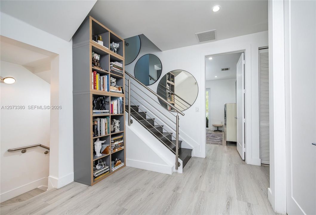 For Sale: $845,000 (4 beds, 3 baths, 1862 Square Feet)