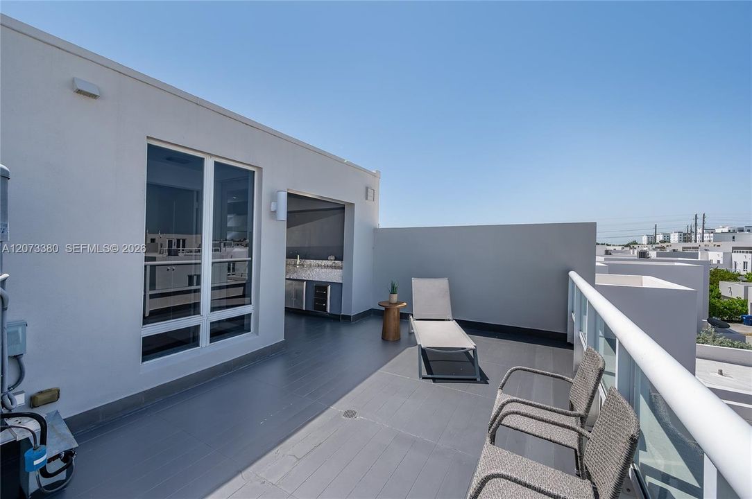 For Sale: $845,000 (4 beds, 3 baths, 1862 Square Feet)