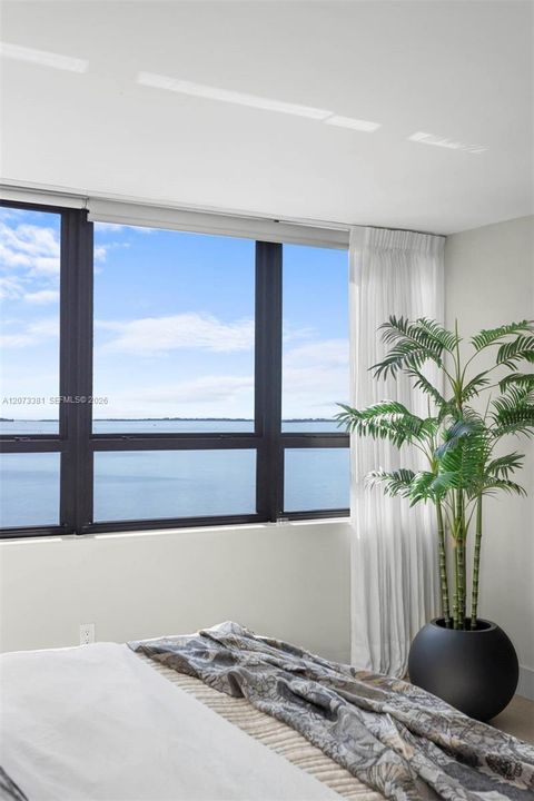 For Rent: $9,400 (2 beds, 2 baths, 1882 Square Feet)