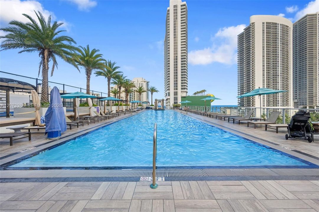 En Venta: $790,000 (2 camas, 2 baños, 1044 Pies cuadrados)