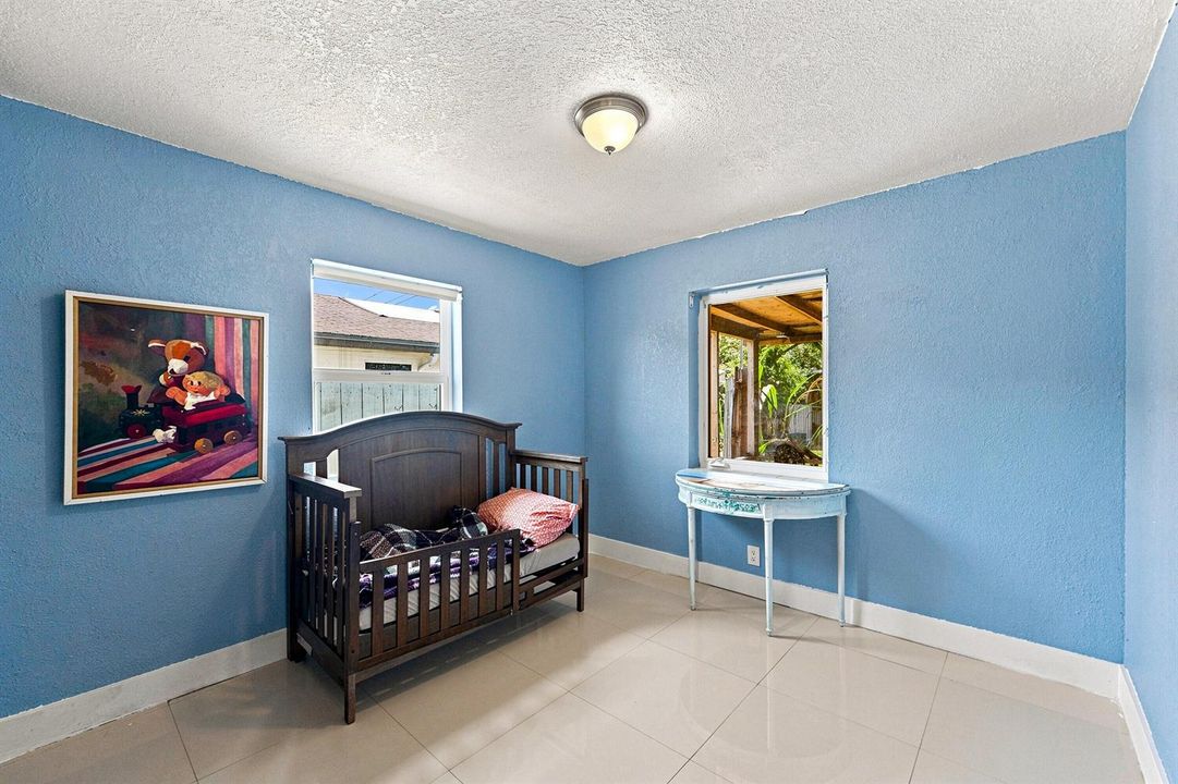 06_bedroom