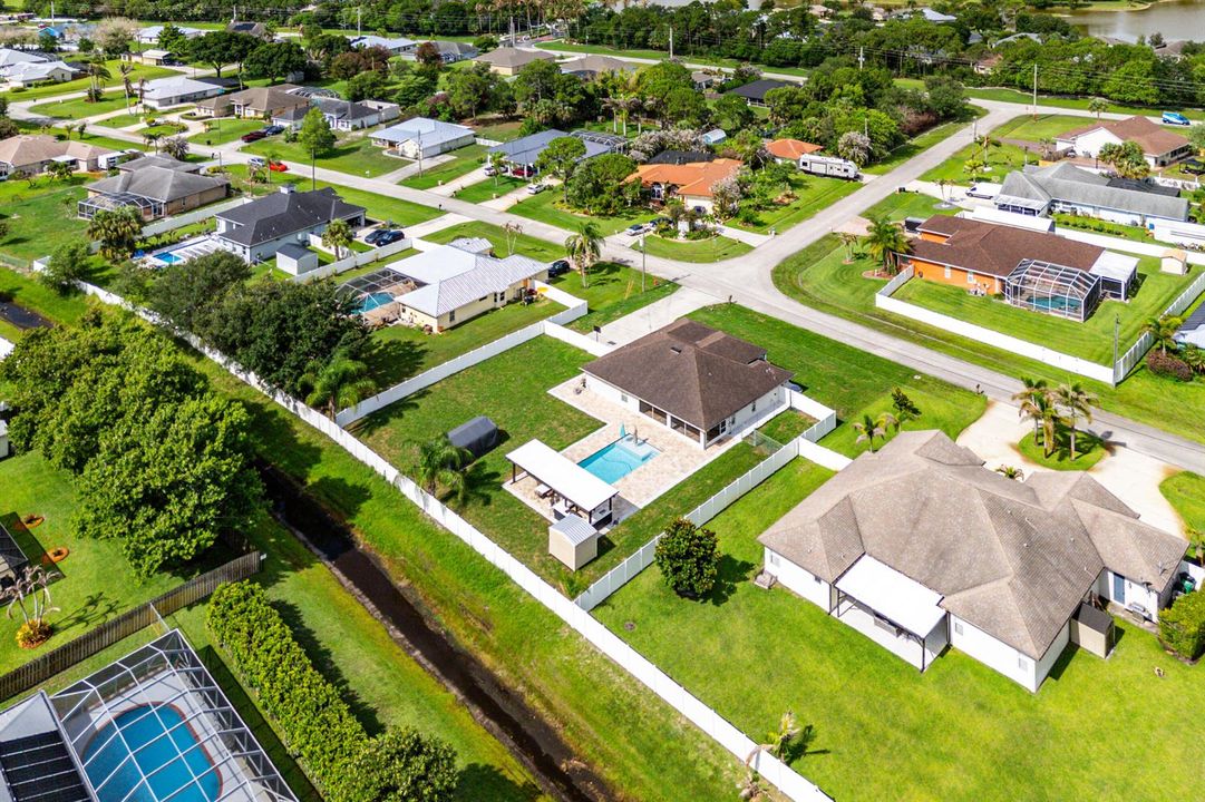 Aerial 3349
