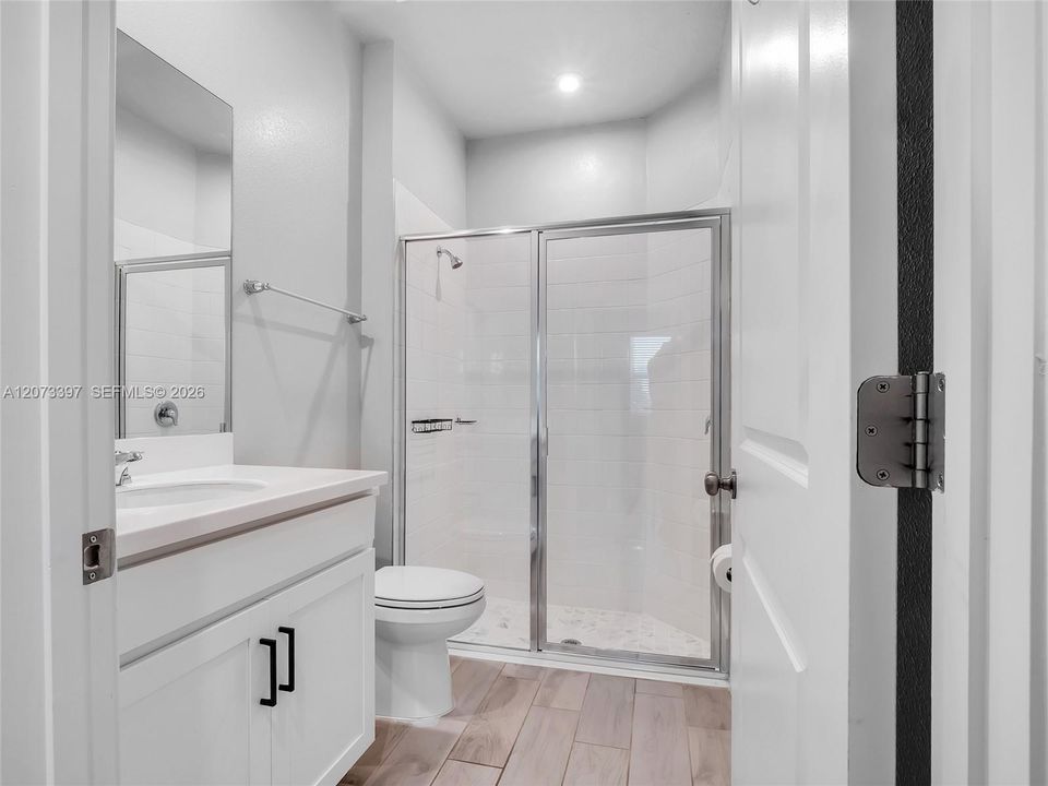 For Rent: $2,850 (4 beds, 3 baths, 2574 Square Feet)