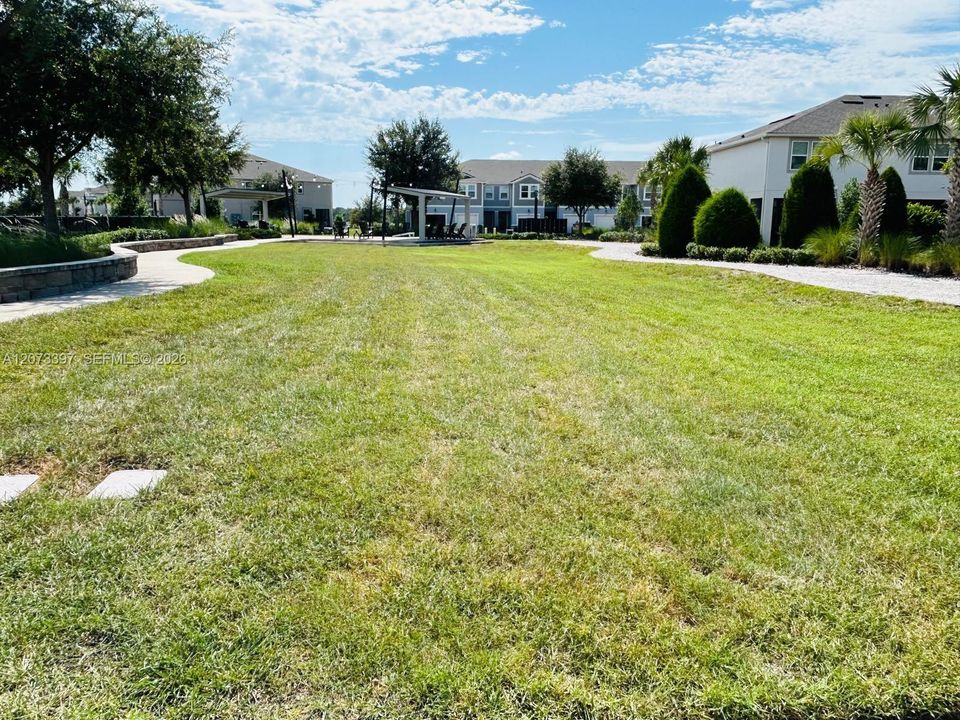 For Rent: $2,850 (4 beds, 3 baths, 2574 Square Feet)