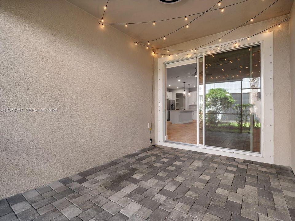 For Rent: $2,850 (4 beds, 3 baths, 2574 Square Feet)