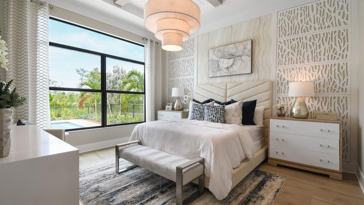 Julia Model - Owner's Suite