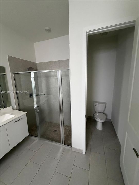 For Sale: $800,000 (3 beds, 2 baths, 2047 Square Feet)