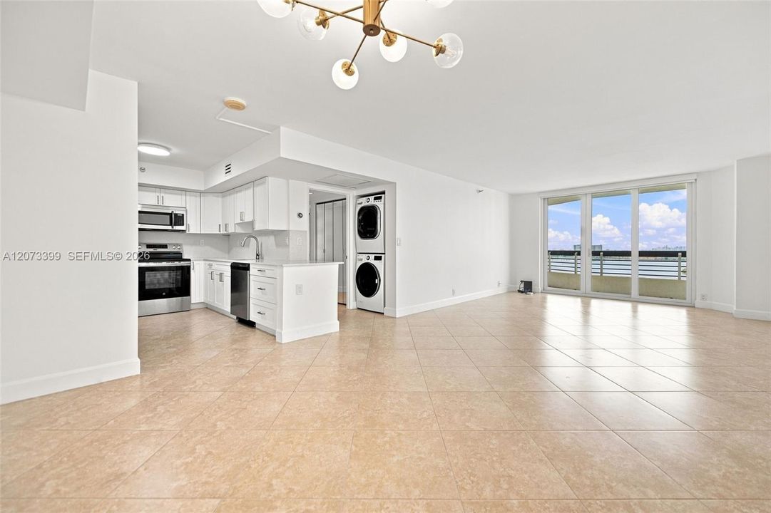 En Venta: $524,900 (2 camas, 2 baños, 1181 Pies cuadrados)
