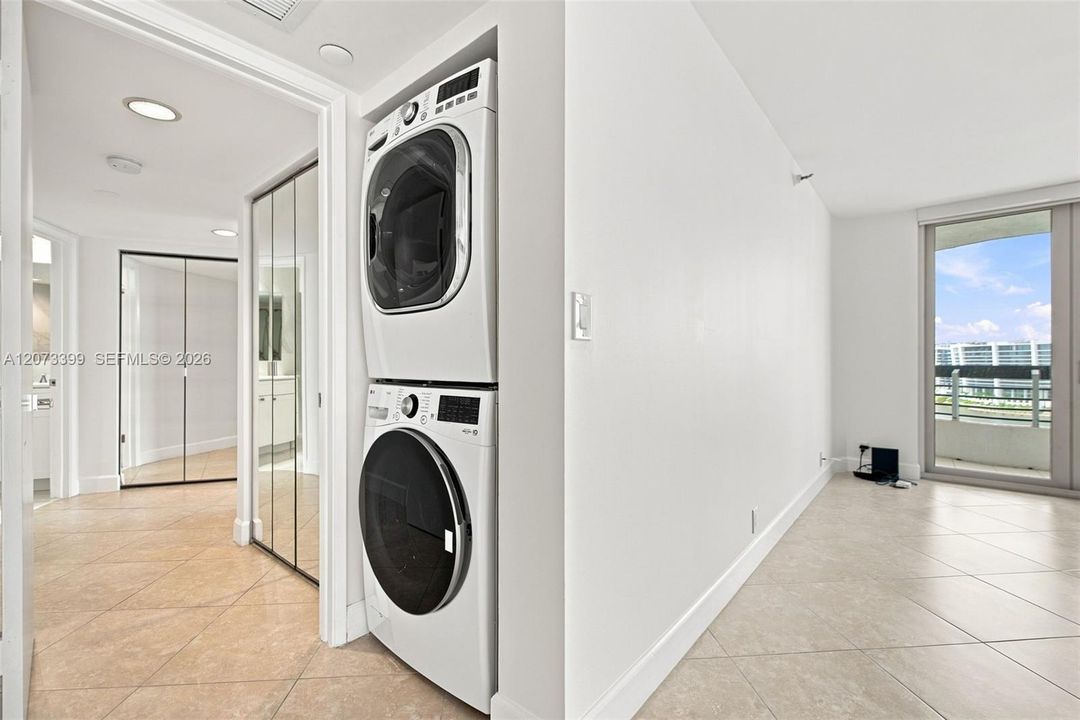 En Venta: $524,900 (2 camas, 2 baños, 1181 Pies cuadrados)