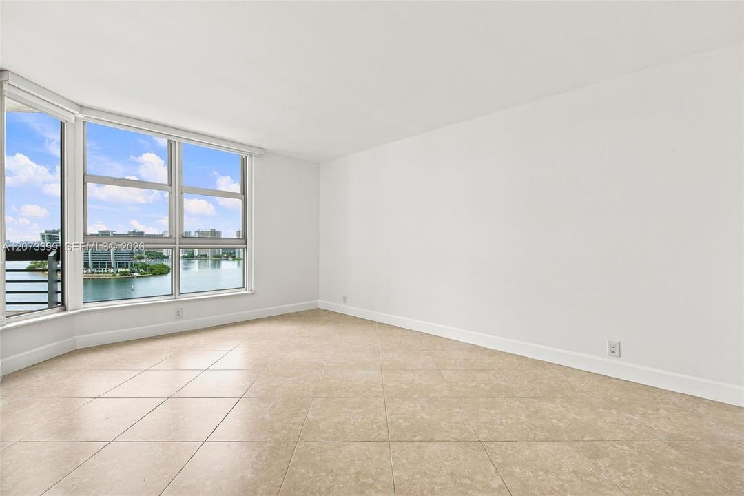 En Venta: $524,900 (2 camas, 2 baños, 1181 Pies cuadrados)
