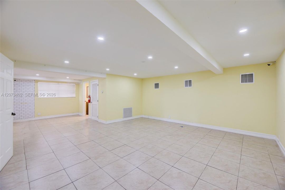 En Renta: $5,000 (0 camas, 0 baños, 0 Pies cuadrados)