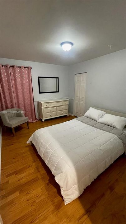 For Sale: $575,000 (4 beds, 2 baths, 2120 Square Feet)