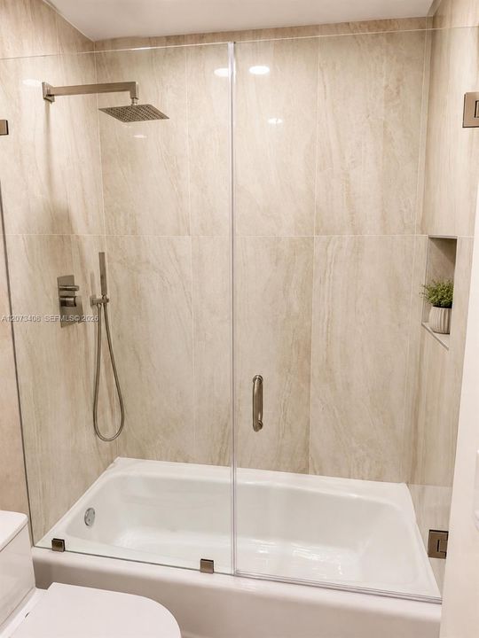 En Venta: $2,295,000 (4 camas, 4 baños, 3232 Pies cuadrados)