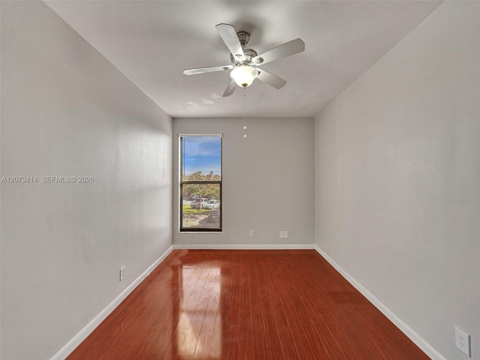 For Rent: $2,850 (3 beds, 2 baths, 1472 Square Feet)