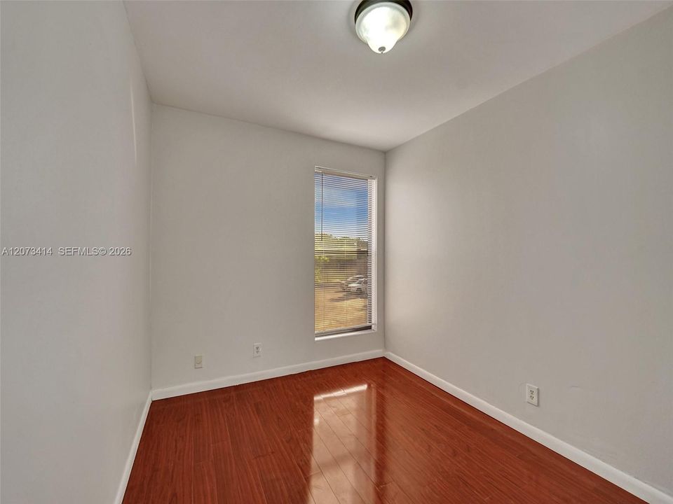 For Rent: $2,850 (3 beds, 2 baths, 1472 Square Feet)