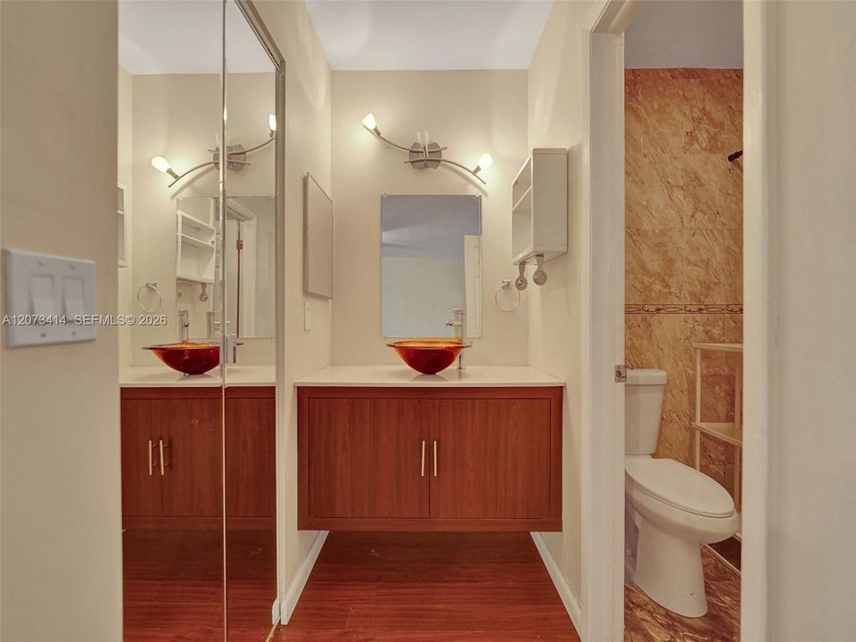 For Rent: $2,850 (3 beds, 2 baths, 1472 Square Feet)