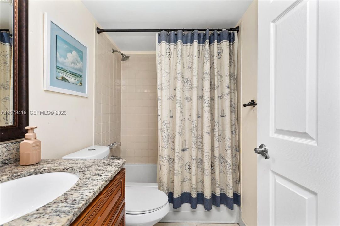 For Sale: $259,921 (2 beds, 2 baths, 1016 Square Feet)
