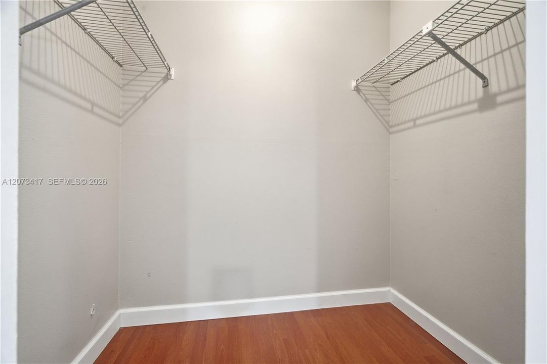 For Rent: $2,300 (2 beds, 2 baths, 1235 Square Feet)