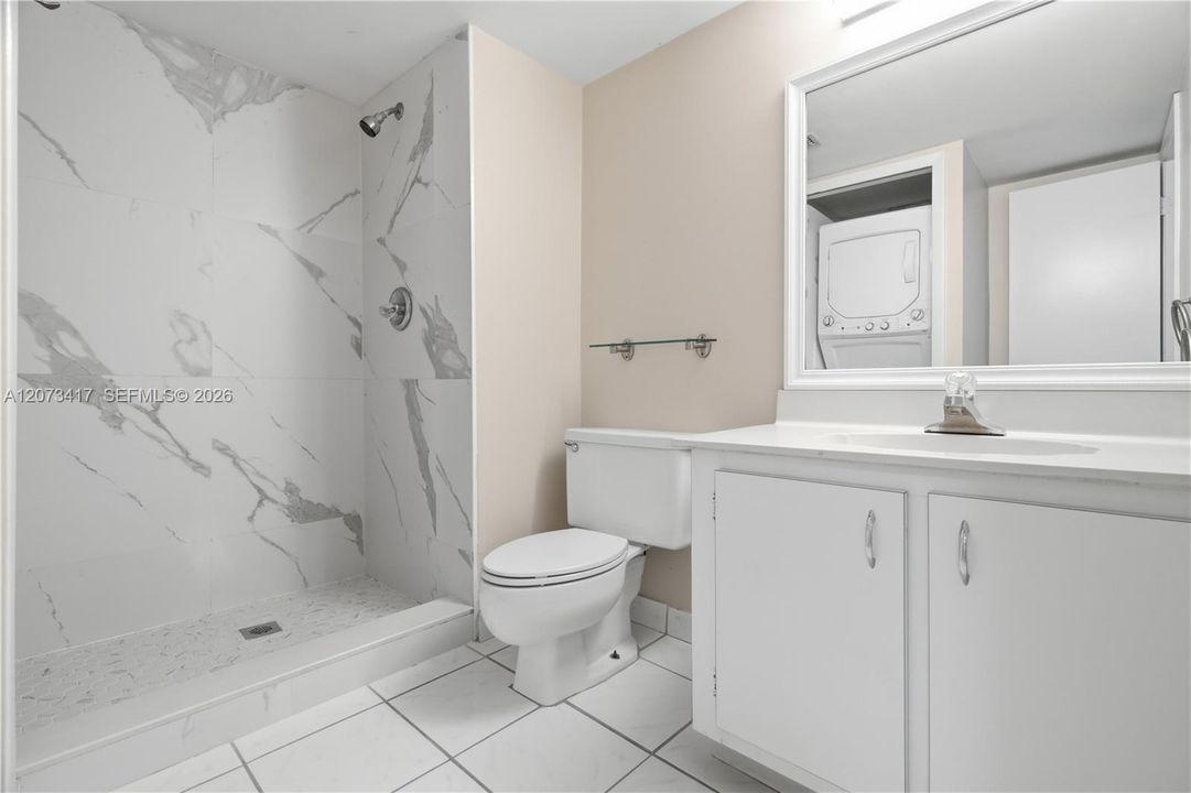 For Rent: $2,300 (2 beds, 2 baths, 1235 Square Feet)