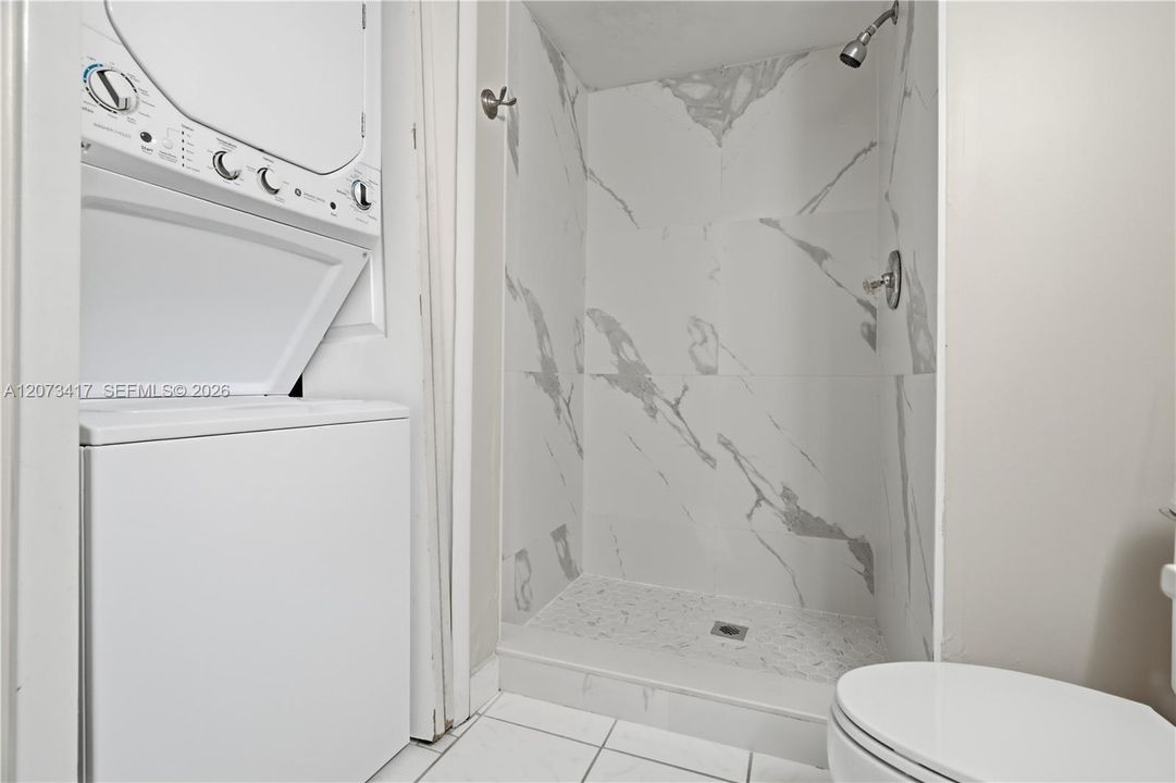 For Rent: $2,300 (2 beds, 2 baths, 1235 Square Feet)