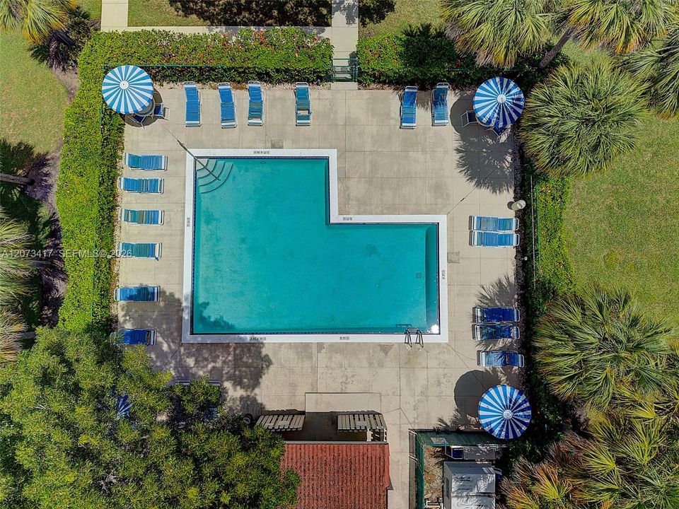 For Rent: $2,300 (2 beds, 2 baths, 1235 Square Feet)