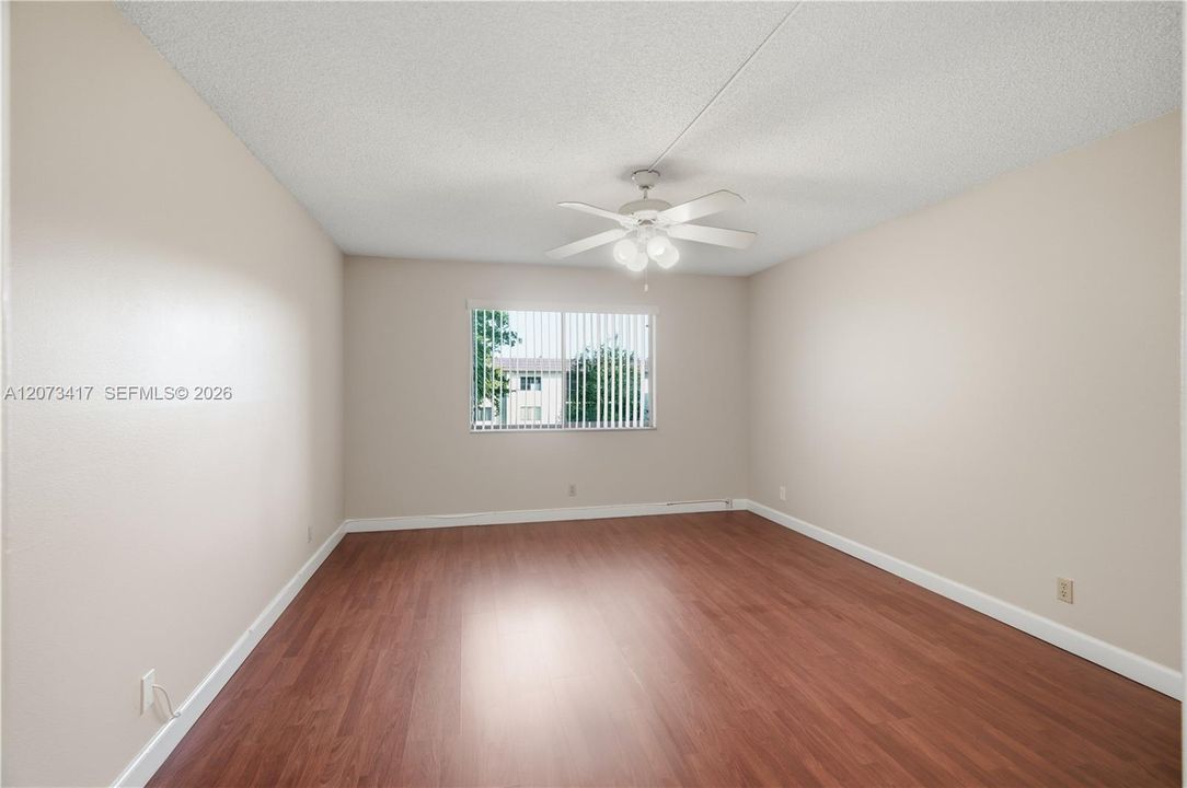 For Rent: $2,300 (2 beds, 2 baths, 1235 Square Feet)