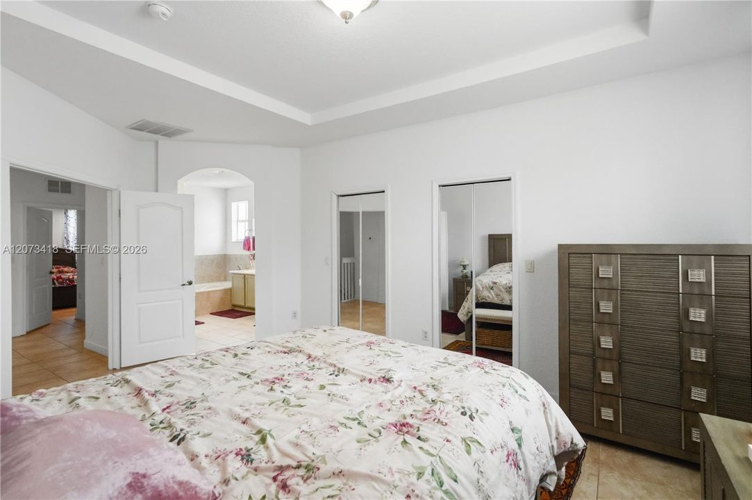 For Sale: $675,000 (5 beds, 3 baths, 2342 Square Feet)
