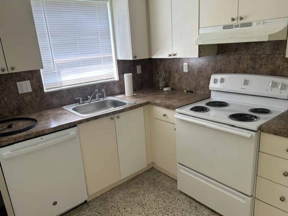 1137-kitchen