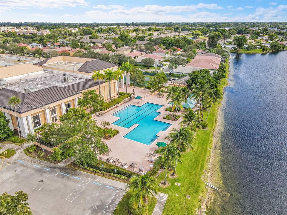 На продажу: $244,900 (2 спален, 2 ванн, 1508 Квадратных фут)