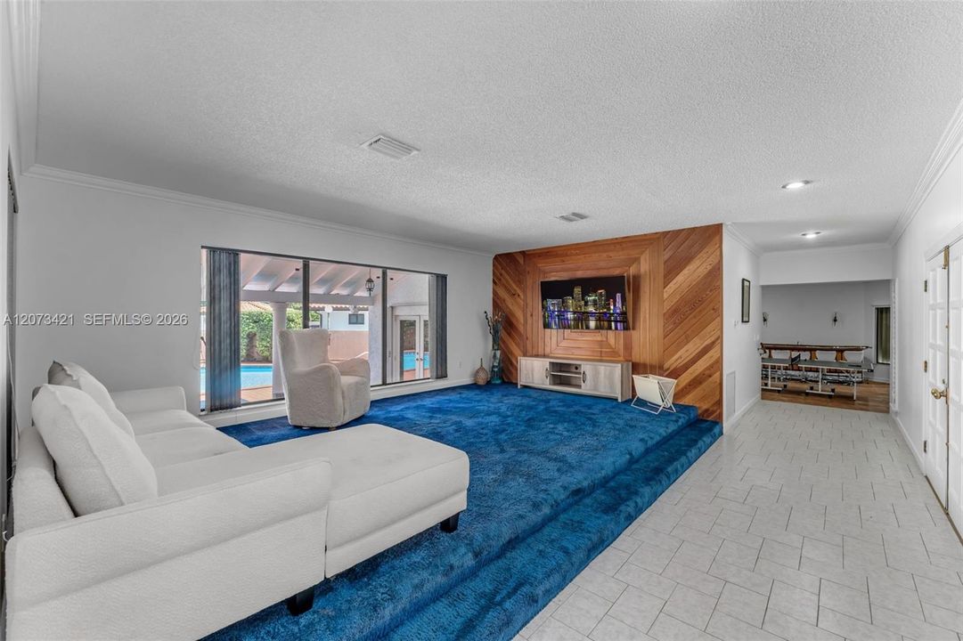 For Sale: $1,599,000 (5 beds, 6 baths, 4830 Square Feet)