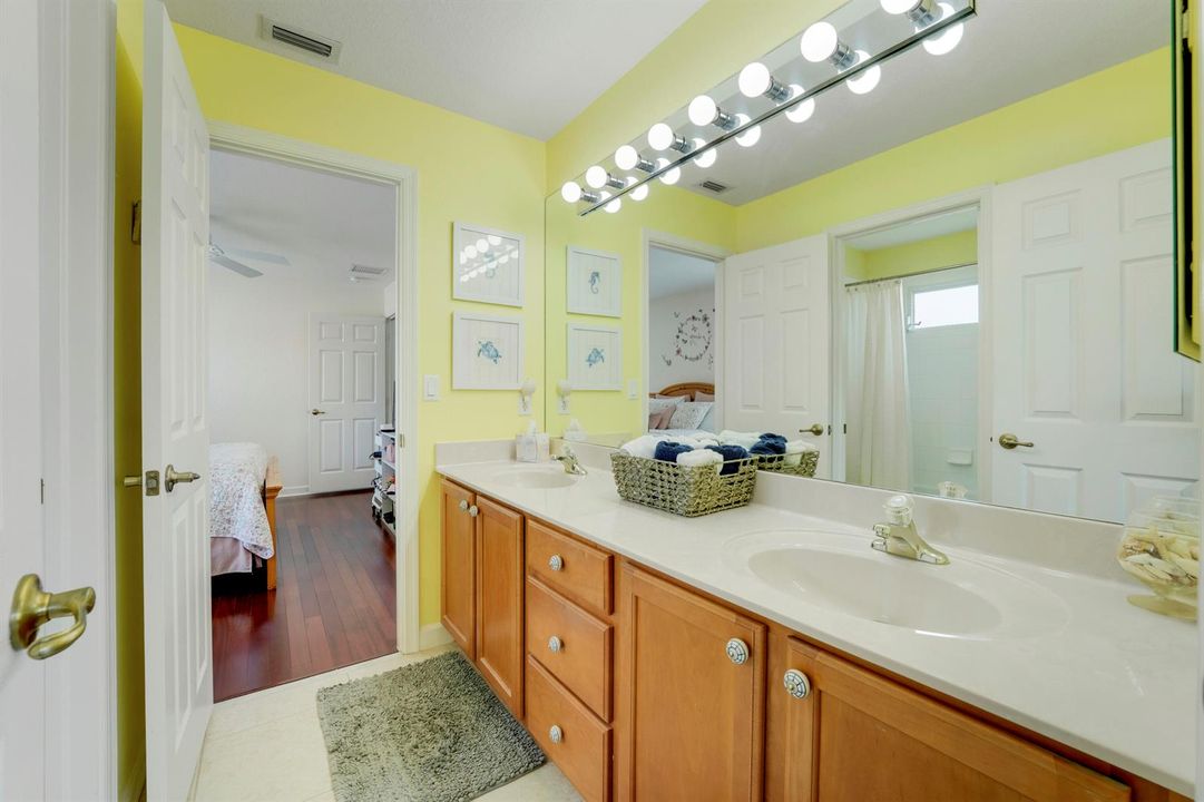 Jack & Jill Bathroom