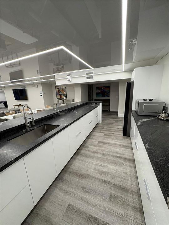 В аренду: $4,300 (2 спален, 2 ванн, 1610 Квадратных фут)