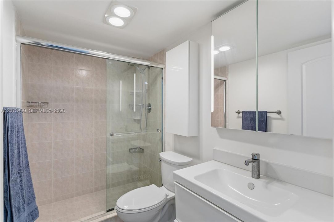 В аренду: $4,300 (2 спален, 2 ванн, 1610 Квадратных фут)