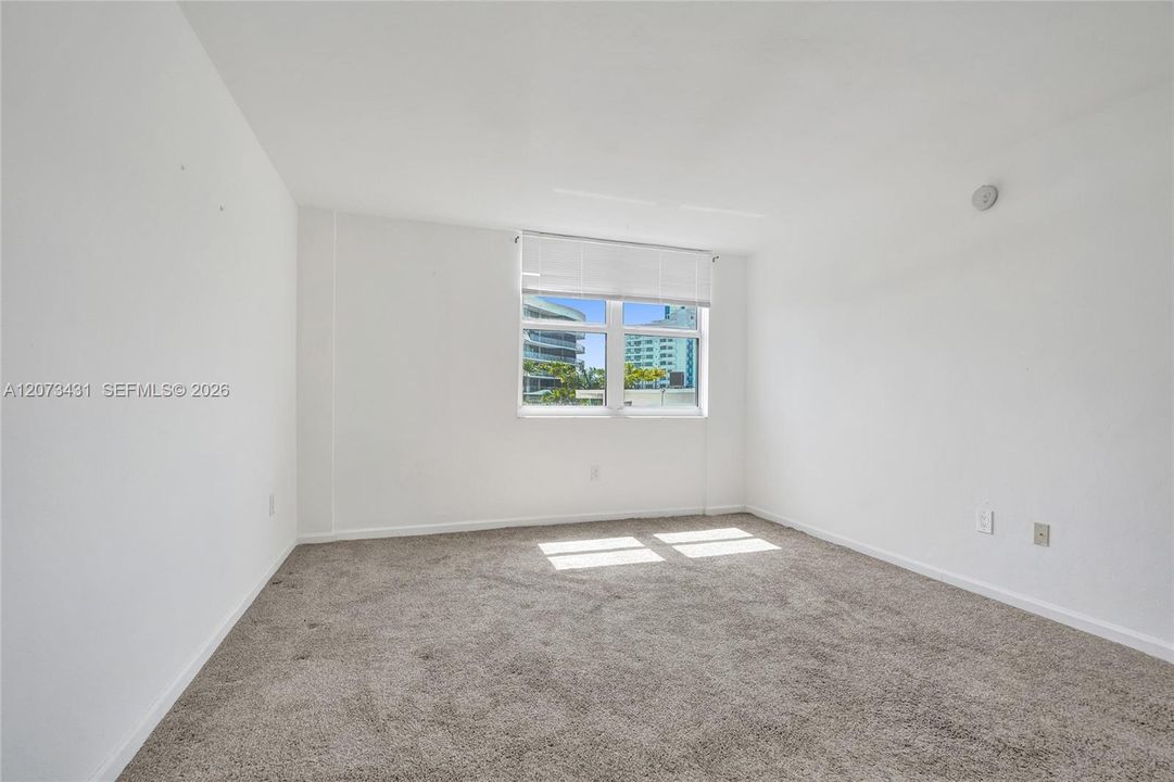 Secondary bedroom
